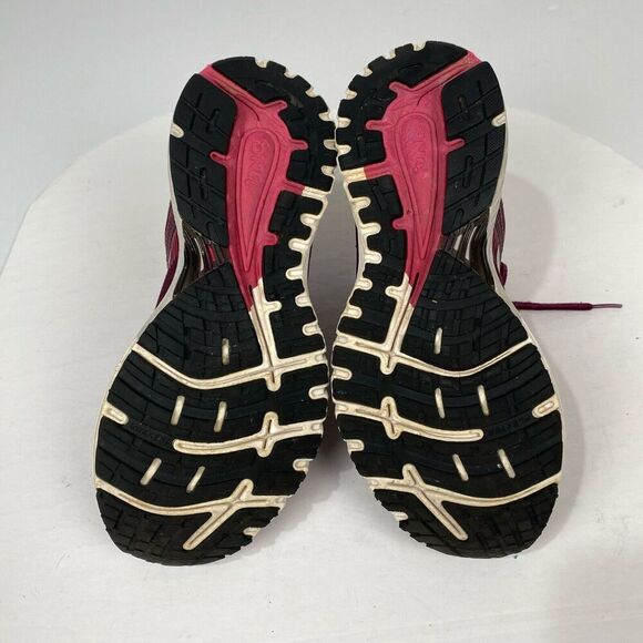 Brooks Adrenaline GTS 18 Womens Size 9 Shoes color Purple Sneaker.Comfort - Picture 2 of 11